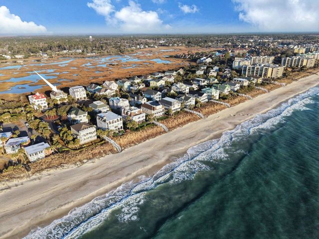 118 Sea Oats Circle, Pawleys Island, SC 29585