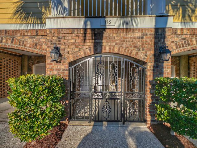 118 Sea Oats Circle, Pawleys Island, SC 29585