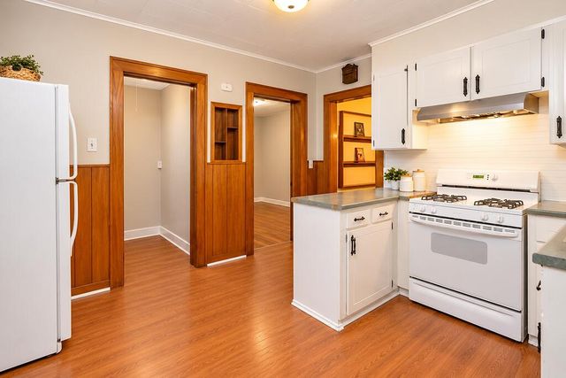 615 Diamond Avenue Ne, City Of Grand Rapids, MI 49503
