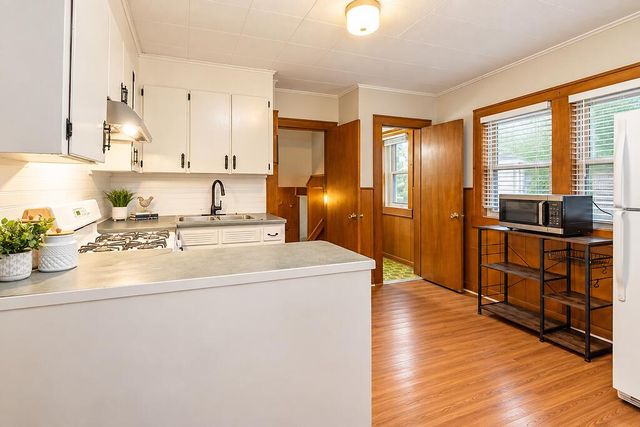 615 Diamond Avenue Ne, City Of Grand Rapids, MI 49503