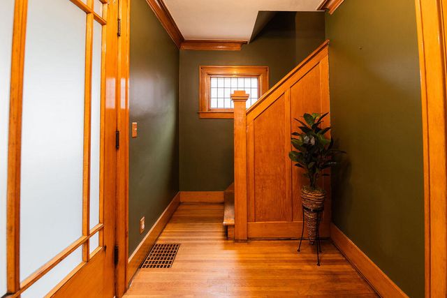 615 Diamond Avenue Ne, City Of Grand Rapids, MI 49503