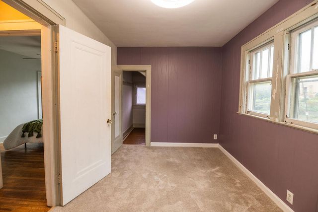 615 Diamond Avenue Ne, City Of Grand Rapids, MI 49503
