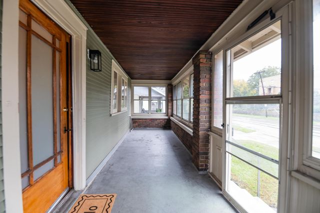 615 Diamond Avenue Ne, City Of Grand Rapids, MI 49503