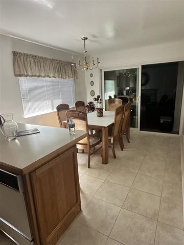 5168 Woodcliff Drive, Flint, MI 48504