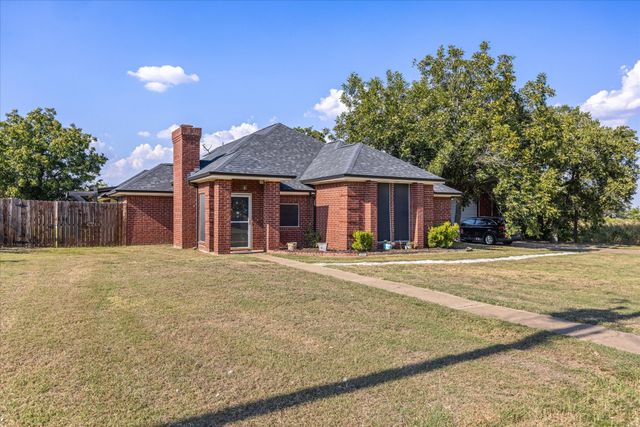 614 Overhill Road, Granbury, TX 76048