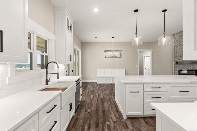 76 Republican Loop, Greenbrier, AR 72058