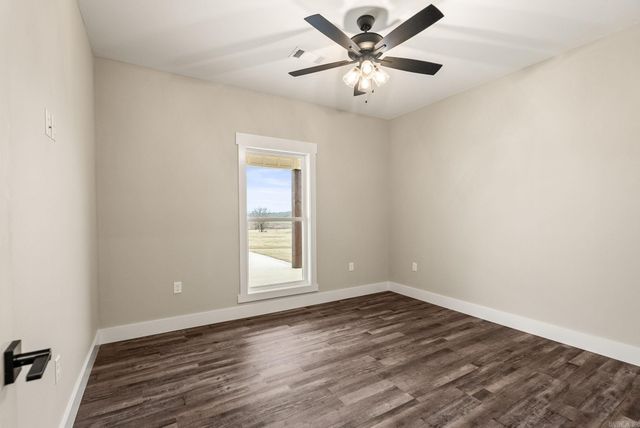 76 Republican Loop, Greenbrier, AR 72058