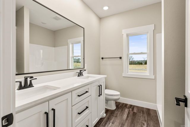 76 Republican Loop, Greenbrier, AR 72058