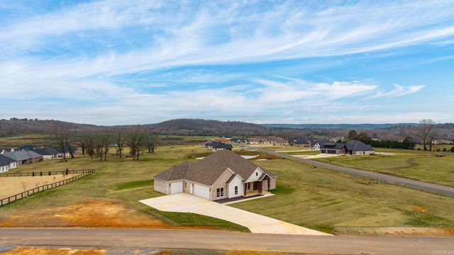 76 Republican Loop, Greenbrier, AR 72058