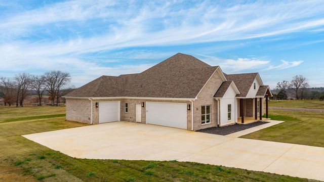 76 Republican Loop, Greenbrier, AR 72058