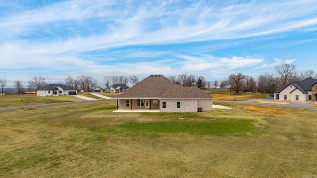 76 Republican Loop, Greenbrier, AR 72058