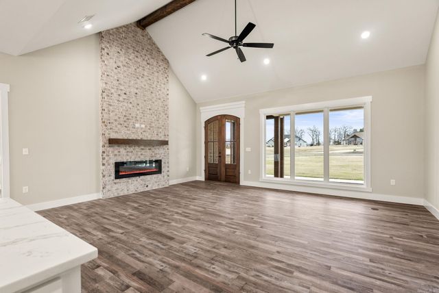 76 Republican Loop, Greenbrier, AR 72058