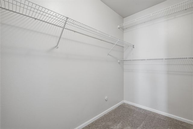 992 22nd Ave, Coralville, IA 52241