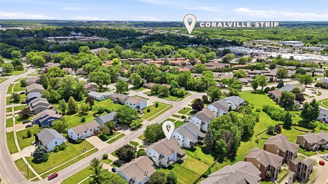 992 22nd Ave, Coralville, IA 52241