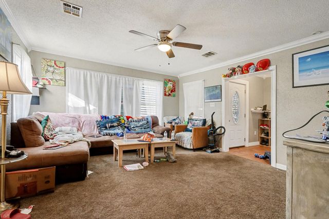 4921 Alamo Drive, Galveston, TX 77551