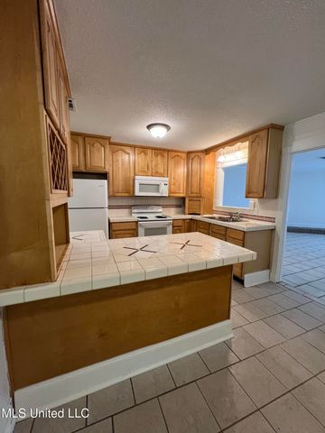103 Ralph Drive, Gulfport, MS 39503