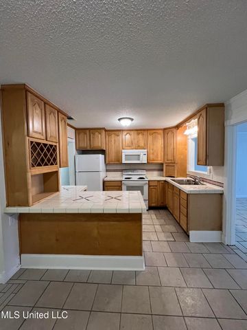 103 Ralph Drive, Gulfport, MS 39503