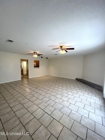 103 Ralph Drive, Gulfport, MS 39503