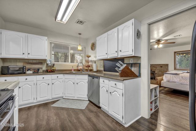 568 Crystal Park Road, Verdi, NV 89439