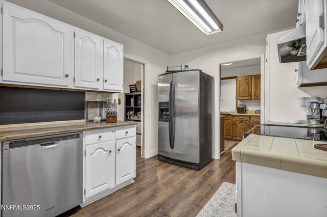 568 Crystal Park Road, Verdi, NV 89439