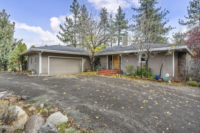 568 Crystal Park Road, Verdi, NV 89439