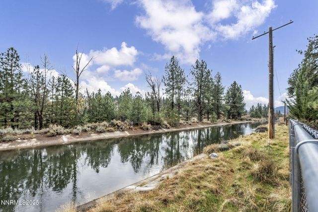 568 Crystal Park Road, Verdi, NV 89439