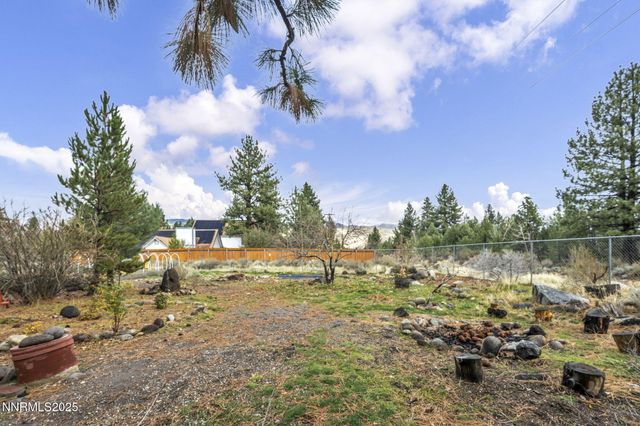 568 Crystal Park Road, Verdi, NV 89439