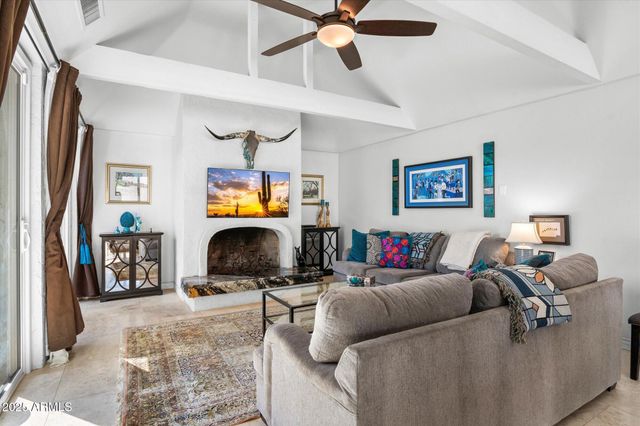 7005 N BARBADOS Place, Phoenix, AZ 85021