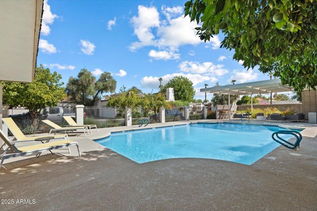 7005 N BARBADOS Place, Phoenix, AZ 85021