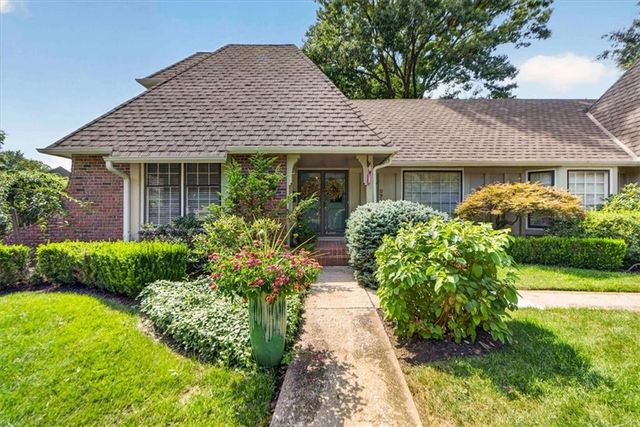 9722 Briar Street, Overland Park, KS 66207