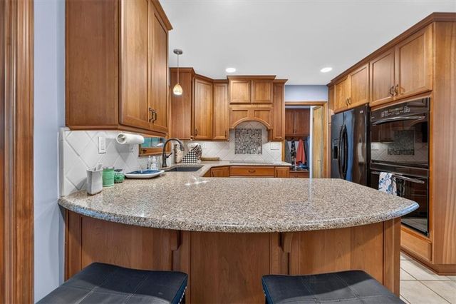 9722 Briar Street, Overland Park, KS 66207