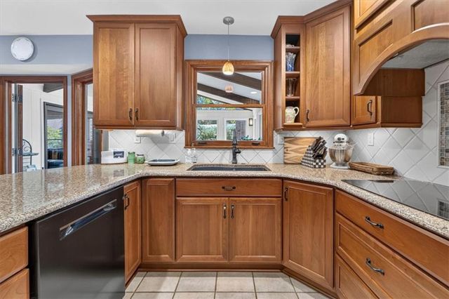 9722 Briar Street, Overland Park, KS 66207