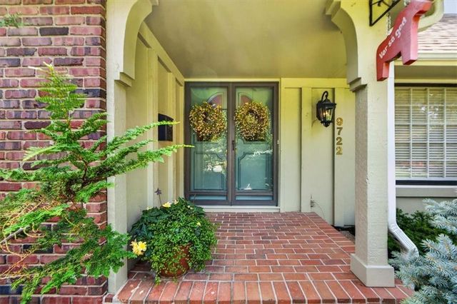 9722 Briar Street, Overland Park, KS 66207
