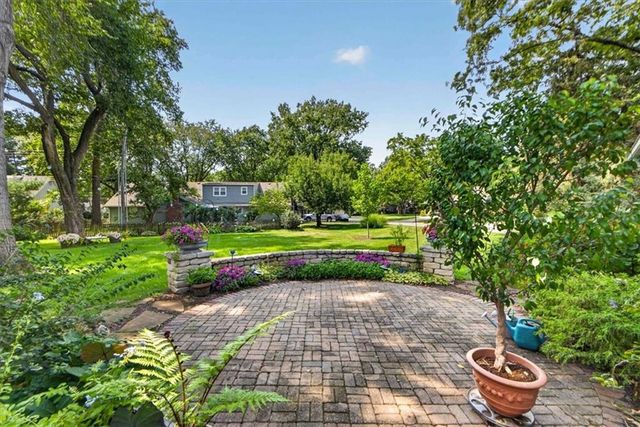 9722 Briar Street, Overland Park, KS 66207