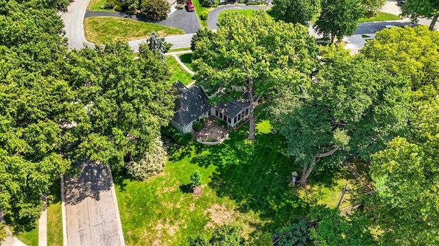 9722 Briar Street, Overland Park, KS 66207