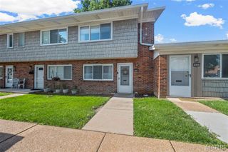 10640 Carroll Wood Way, St Louis, MO 63128