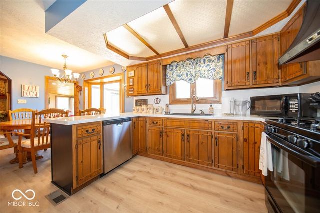 1647 S Plateau Circle, Martinsville, IN 46151