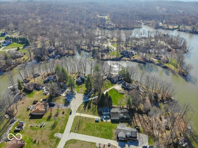 1647 S Plateau Circle, Martinsville, IN 46151