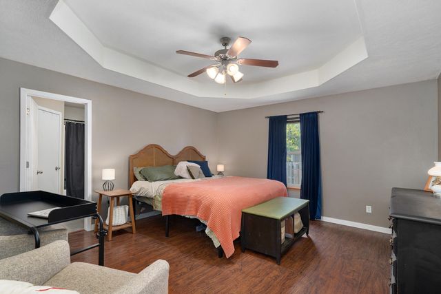 548 E Whitethorn Drive, Republic, MO 65738