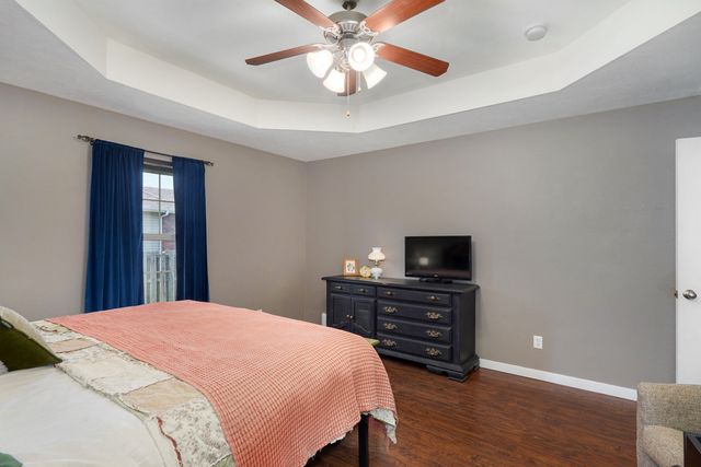 548 E Whitethorn Drive, Republic, MO 65738