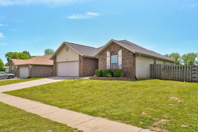 548 E Whitethorn Drive, Republic, MO 65738