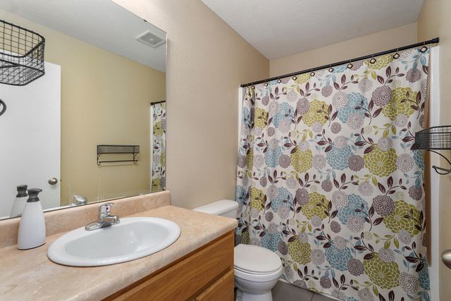 548 E Whitethorn Drive, Republic, MO 65738