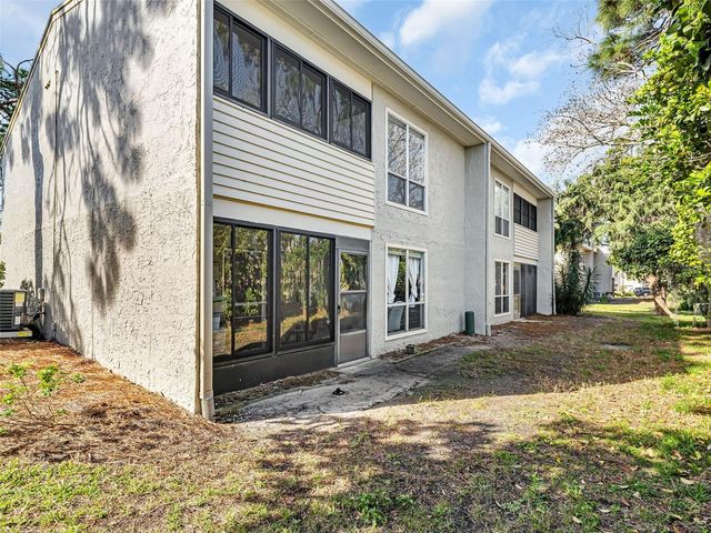 617 WINDRUSH BAY DRIVE 617, Tarpon Springs, FL 34689