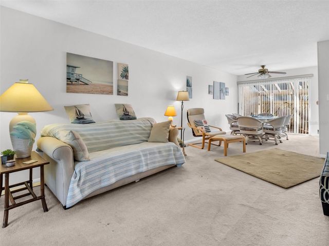 617 WINDRUSH BAY DRIVE 617, Tarpon Springs, FL 34689