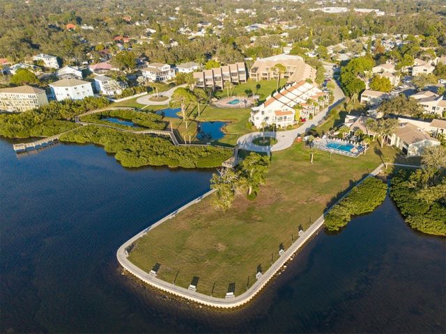 617 WINDRUSH BAY DRIVE 617, Tarpon Springs, FL 34689