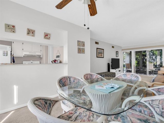 617 WINDRUSH BAY DRIVE 617, Tarpon Springs, FL 34689