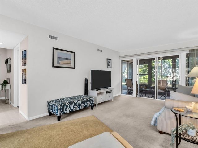 617 WINDRUSH BAY DRIVE 617, Tarpon Springs, FL 34689