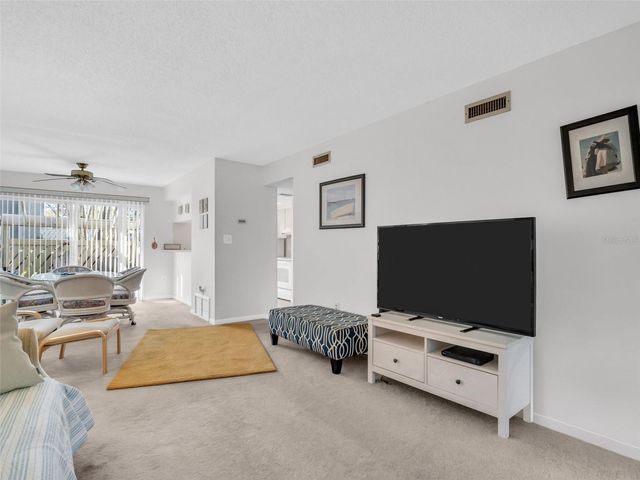 617 WINDRUSH BAY DRIVE 617, Tarpon Springs, FL 34689