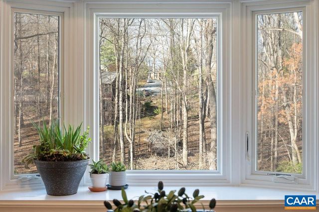 409 WESTMORELAND CT, Charlottesville, VA 22901