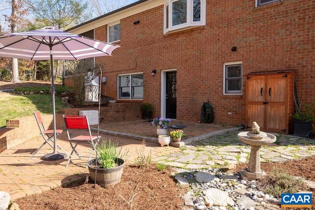 409 WESTMORELAND CT, Charlottesville, VA 22901